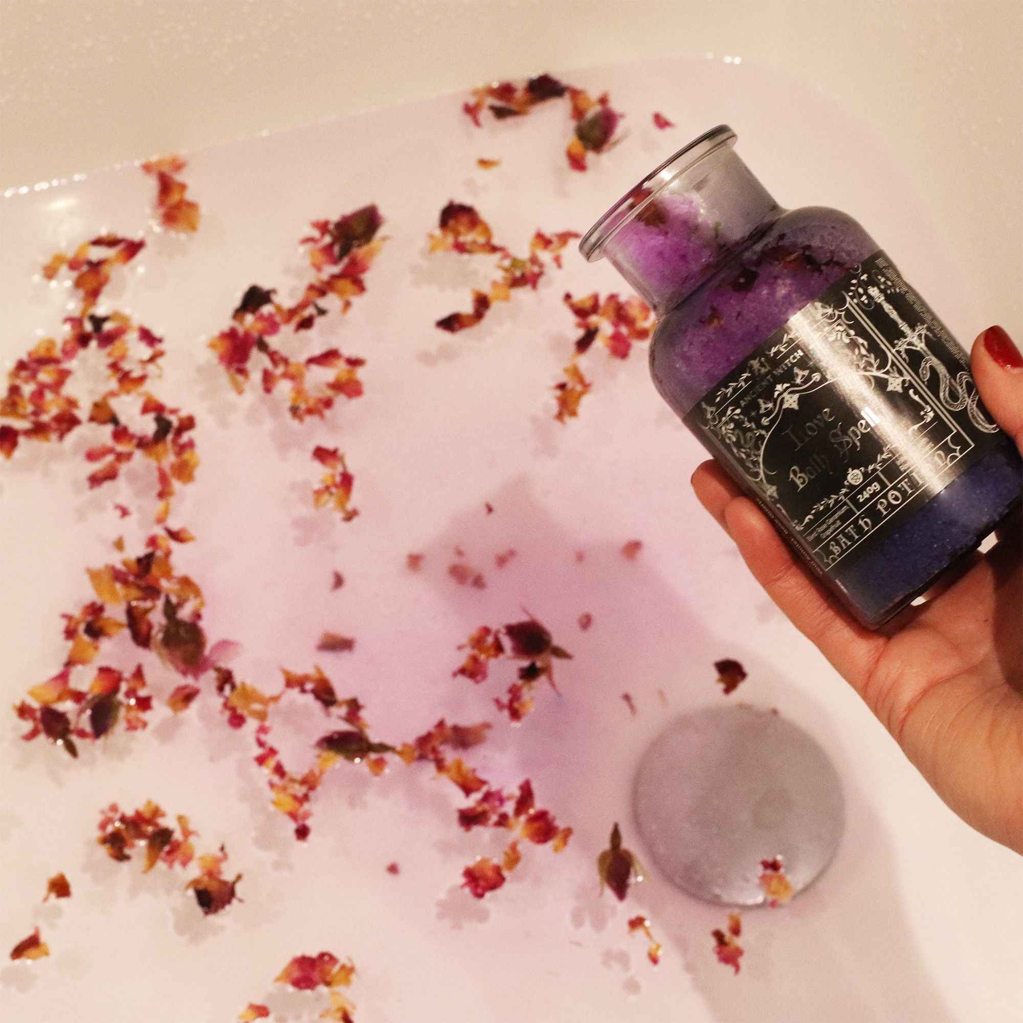 Ancient Witch Bath Spell Potion & Rose Quartz Crystal Amulet - Love